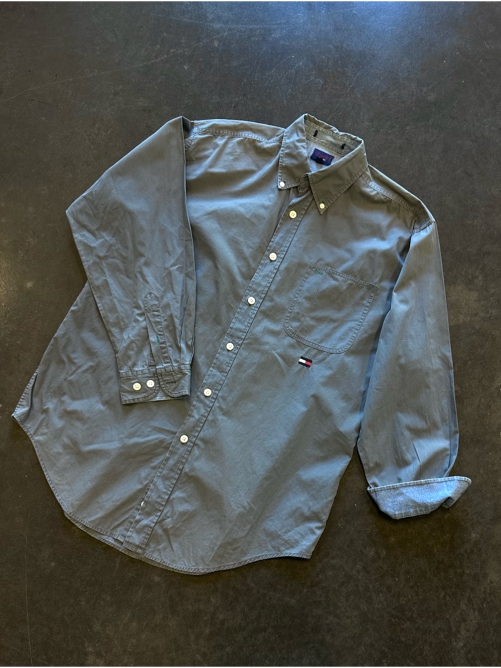 Tommy Hilfiger button up